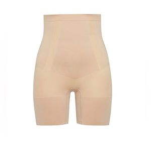 SPANX OnCore High Waisted Mid Thigh Shaper Short Soft Nude NEW Size M